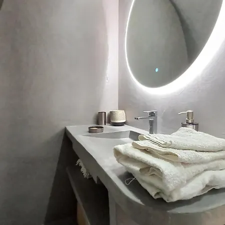 Le Logis Du Barry Apartment Montpeyroux (Herault)